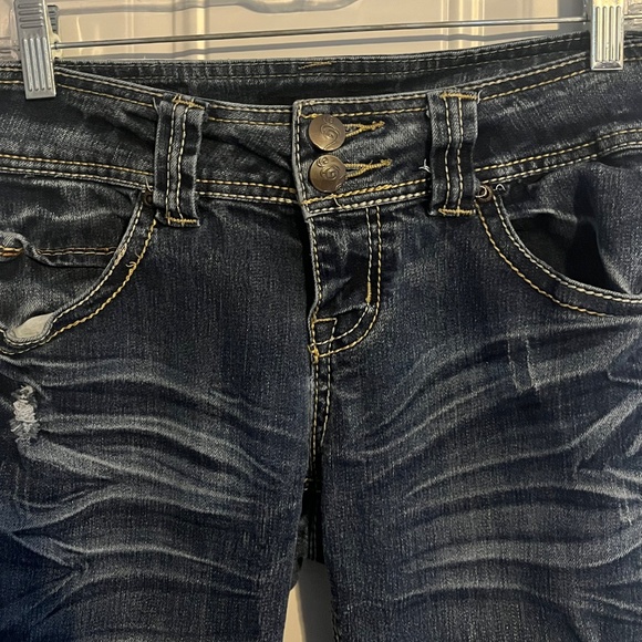 Twentyone Black Rue 21 Distressed Denim Jeans Womens 3/4 Slim Boot Double Button - Picture 5 of 9